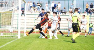 Arras per un soffio non trova il pari nel finale da azione di corner (foto di Lucio Benedetti Vallenari)