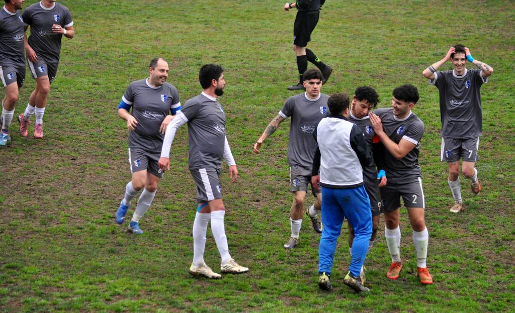 l'esultanza del Calvene Lugo dopo il primo gol